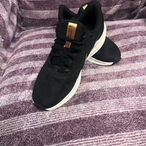 Nike Downshifter 11
Women's Road Running Shoes